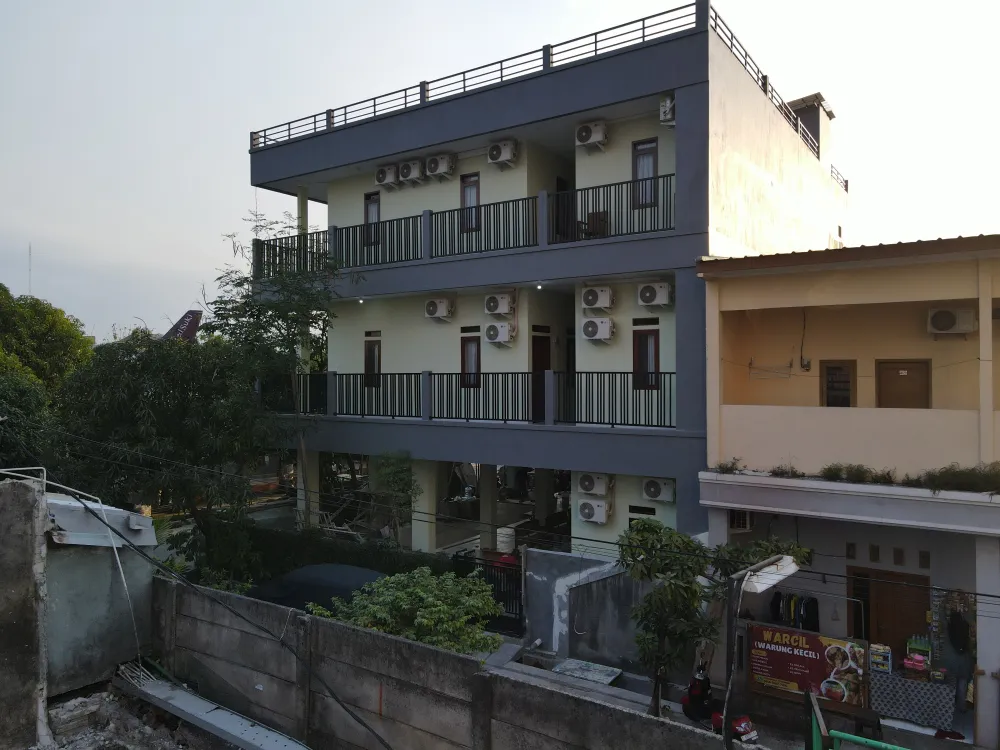 Tampak depan Andalus Kost di Karawang